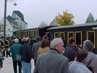 Einsteigen zur 1. Fahrt (Gr&ouml;&szlig;e ca. 17Kb)