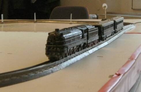 Der Schnellzug ist abfahrbereit(Gr&ouml;&szlig;e ca. 46 kb)