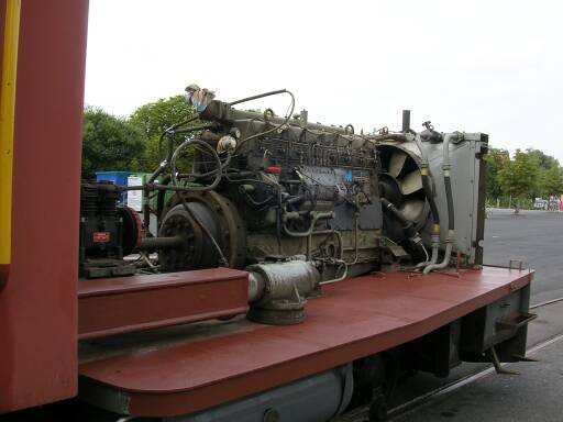 Motor mit Küerventilator (Größe ca. 24 kb)