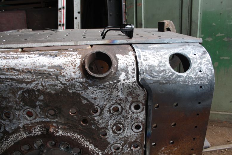 Feuerb&uuml;chse (Gr&ouml;&szlig;e 83 Kb)