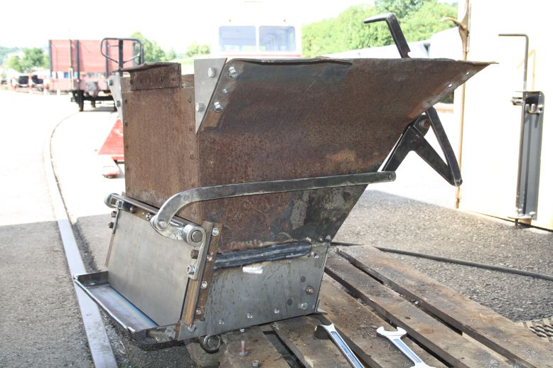 Feuerb&uuml;chse (Gr&ouml;&szlig;e 75 Kb)