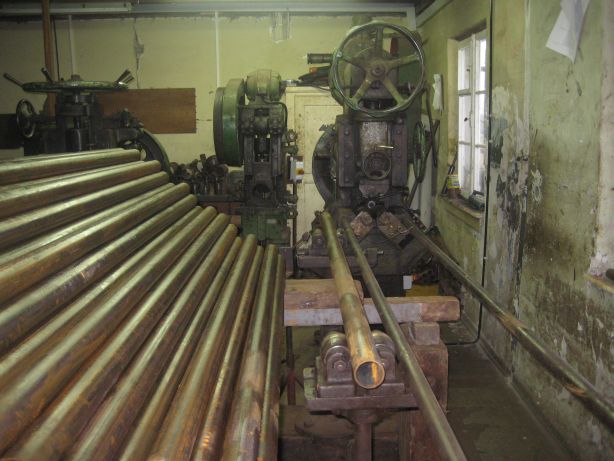 Rauchrohre walzen (Gr&ouml;&szlig;e 52 Kb)