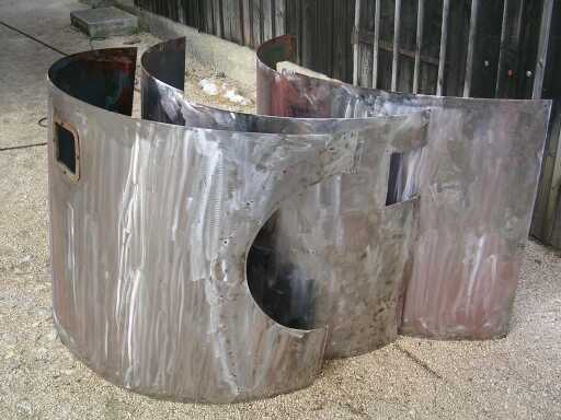 Die Kesselverkleidung blank (Gr&ouml;&szlig;e 59 Kb)