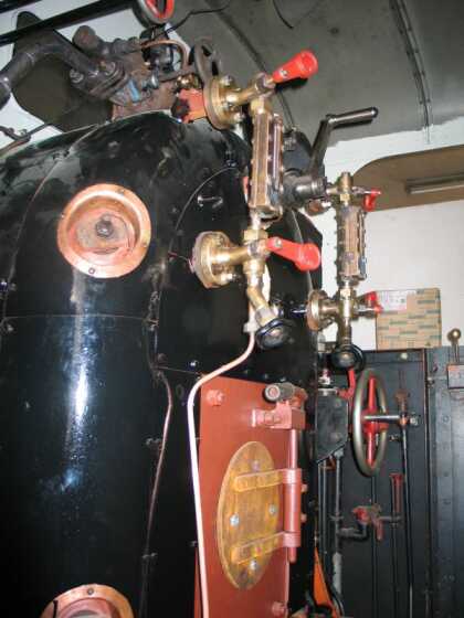 Armaturenstock und Wasserst&auml;nde (Gr&ouml;&szlig;e 26 Kb)