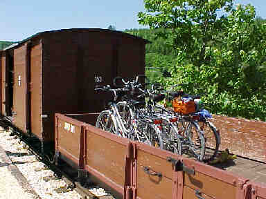 OW 301 mit Fahrr&auml;dern (Gr&ouml;&szlig;e ca. 18,5 Kb)