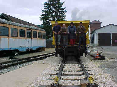 Noch eine Wagenl&auml;nge (Gr&ouml;&szlig;e ca. 15 Kb)