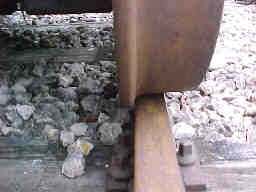 Spurkranz bei der Eisenbahn (10 Kb)