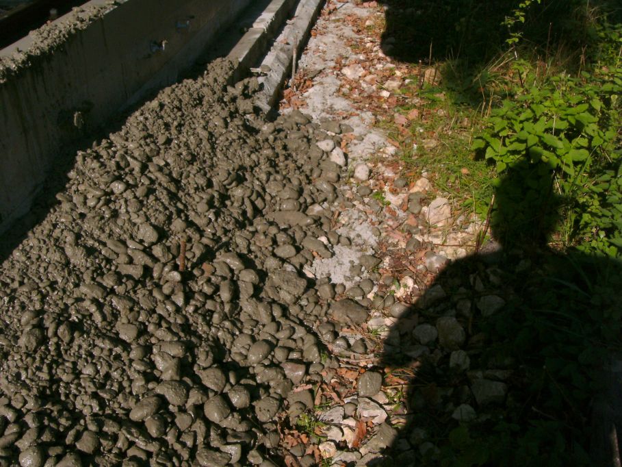 Bahnsteigbau Iggenhausen(Größe ca. 148 kB)