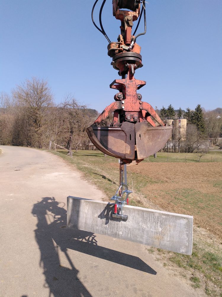Bahnsteigbau Iggenhausen(Größe ca. 153 kB)