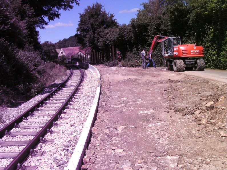 Bahnsteigbau Iggenhausen(Größe ca. 126 kB)