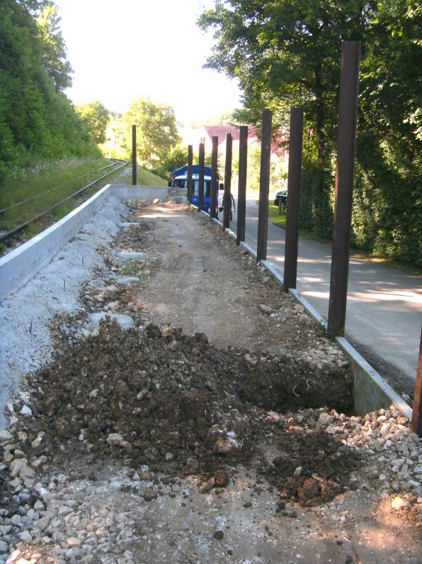 Bahnsteigbau Iggenhausen(Größe ca. 126 kB)
