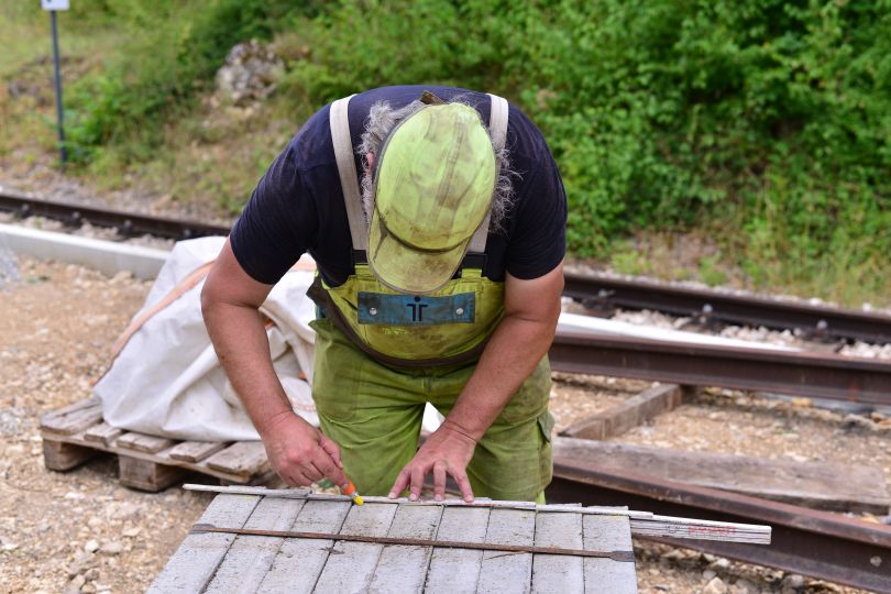 Bahnsteigbau Iggenhausen(Größe ca. 87 kB)