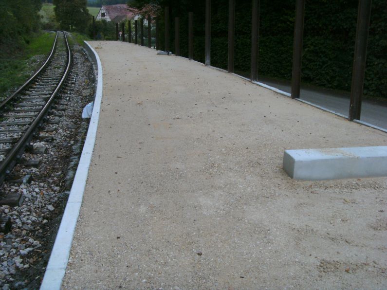 Bahnsteigbau Iggenhausen(Größe ca. 81 kB)