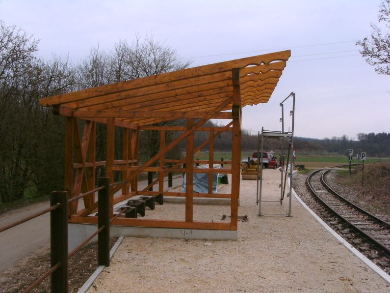 Bahnsteigbau Iggenhausen(Größe ca. 82 kB)