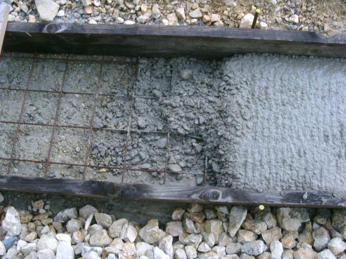 Bahnsteigbau Iggenhausen(Größe ca. 88 kB)