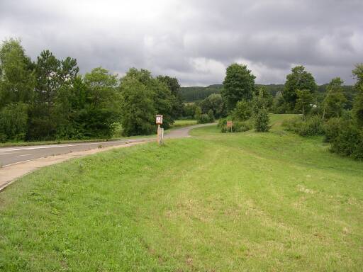 Bogen hinter Katzenstein, BÜ (Größe ca. 30 kB)