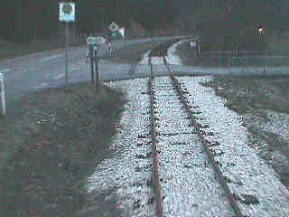 Der Bahnübergang Steinmühle (10 Kb)