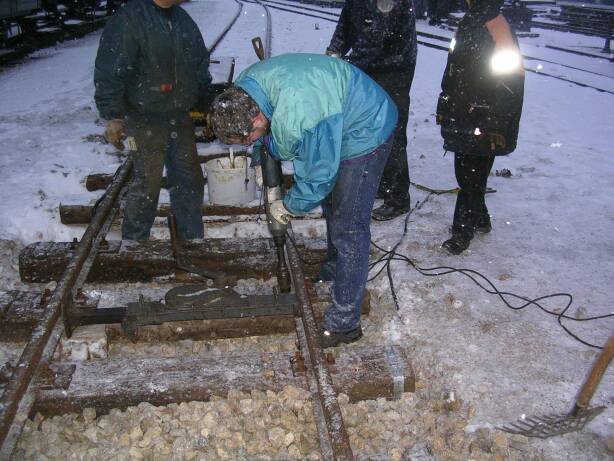 Arbeiten unter erschwerten Bedingungen (Gr&ouml;&szlig;e ca. 54 Kb)