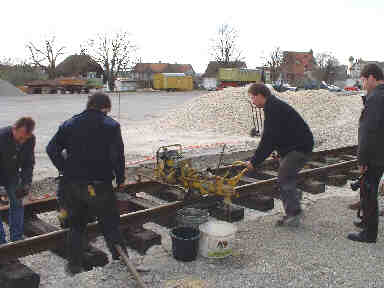 Gleis3a im Bau (13 Kb)