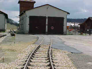 Gleis3a asphaltiert (10 Kb)