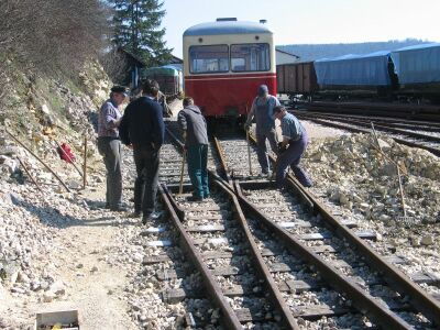 Ausgraben der Schwellen (Gr&ouml;&szlig;e ca. 41 kb)